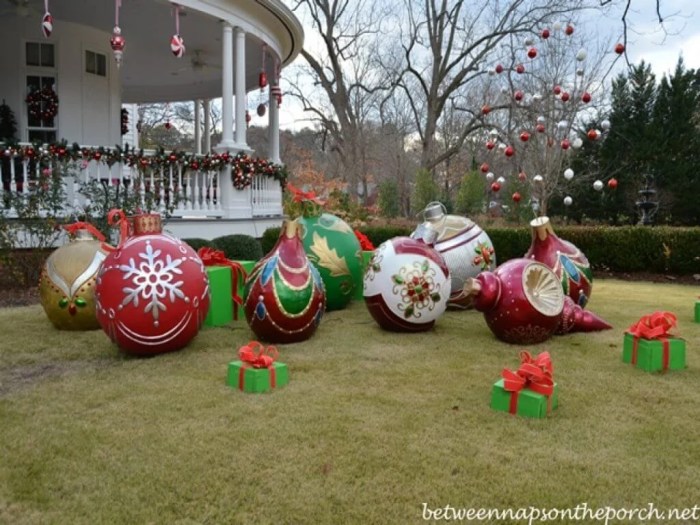 Diy christmas yard decor